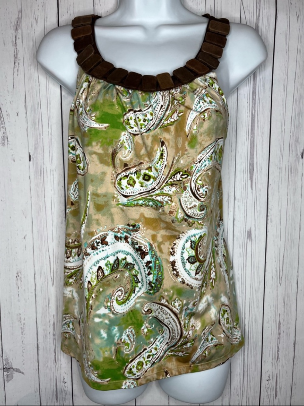 Essentials by Milano Tank Top Green Paisley with Brown Wooden Bead Trim Size M